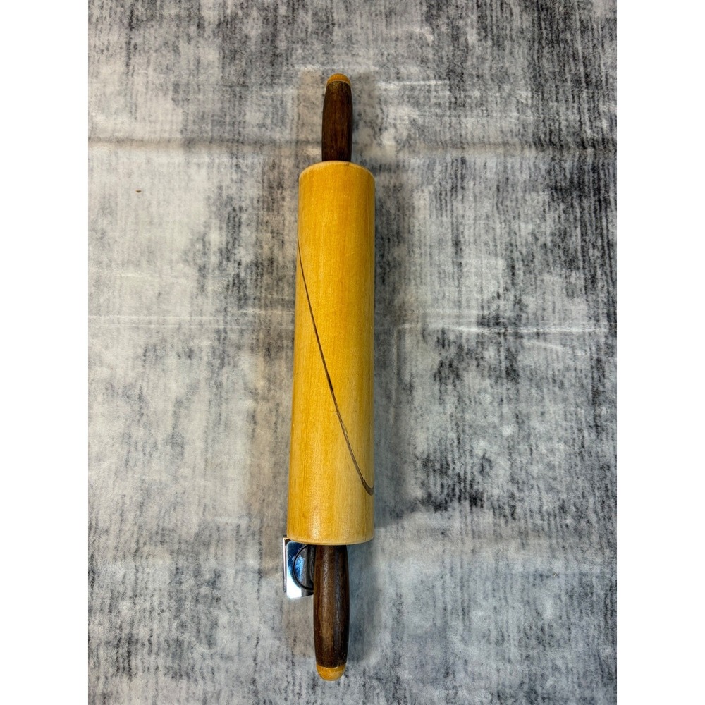 Vintage Wooden Rolling Pin Two Tone Spiral Groove Farmhouse Kitchen Decor 17.5in